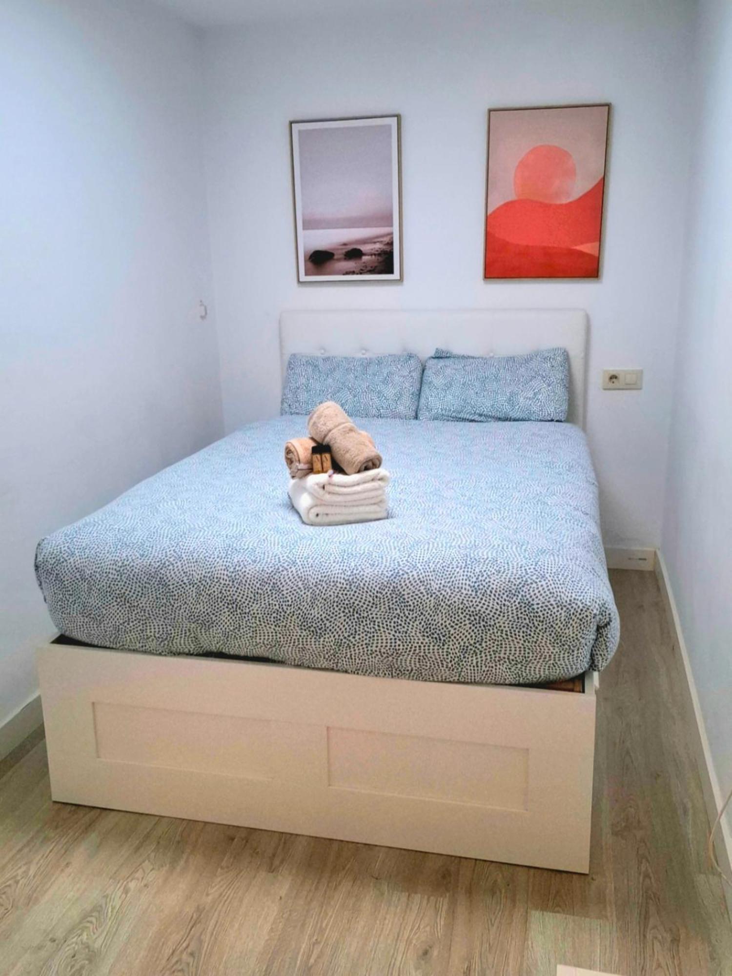Moderno Apartamento Con Garaje Privado En El Centro De Vigo Quarto foto